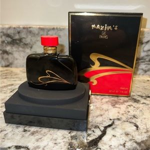 Maxim’s De Paris Fragrance